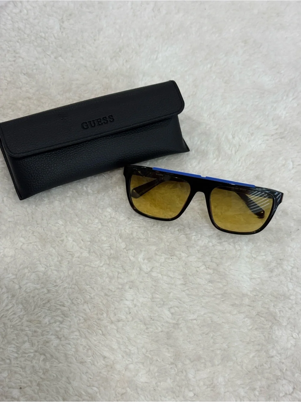 GUESS Black Frames with Yellow Lenses and Blue Top Bar aviator sunglasses